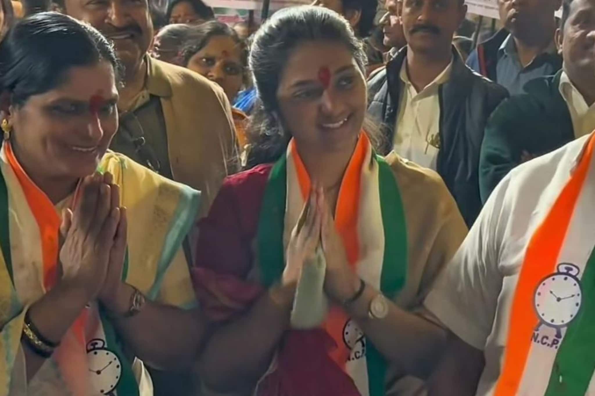 पुण्याच्या आर्चीची इंटरनेटवर चर्चा, एमबीए अर्धवट सोडून निवडला राजकारणाचा मार्ग