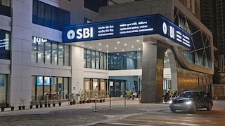 SBI Bharti 2026: एसबीआय बँकेत 2273 जागांसाठी भरती, सरकारी नोकरीची सुवर्णसंधी; महाराष्ट्रात किती रिक्त जागा?
