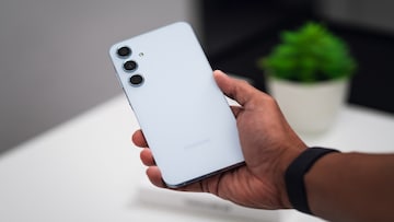 फक्त 24 हजारांत मिळतोय 40 हजार रुपयांचा सॅमसंग फोन! अ‍ॅमेझॉनवर बंपर सूट