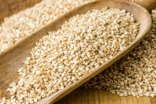 Teel Benifits: कडाक्याच्या थंडीमध्ये तीळाचा आधार, हिवाळ्यात तीळ खाण्याचे फायदे तुम्हाला माहितीये का ?