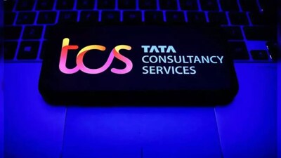 TCS Employee's Salary Shock: 25k to 22.8k in 5 Years, HR Scared by Slip