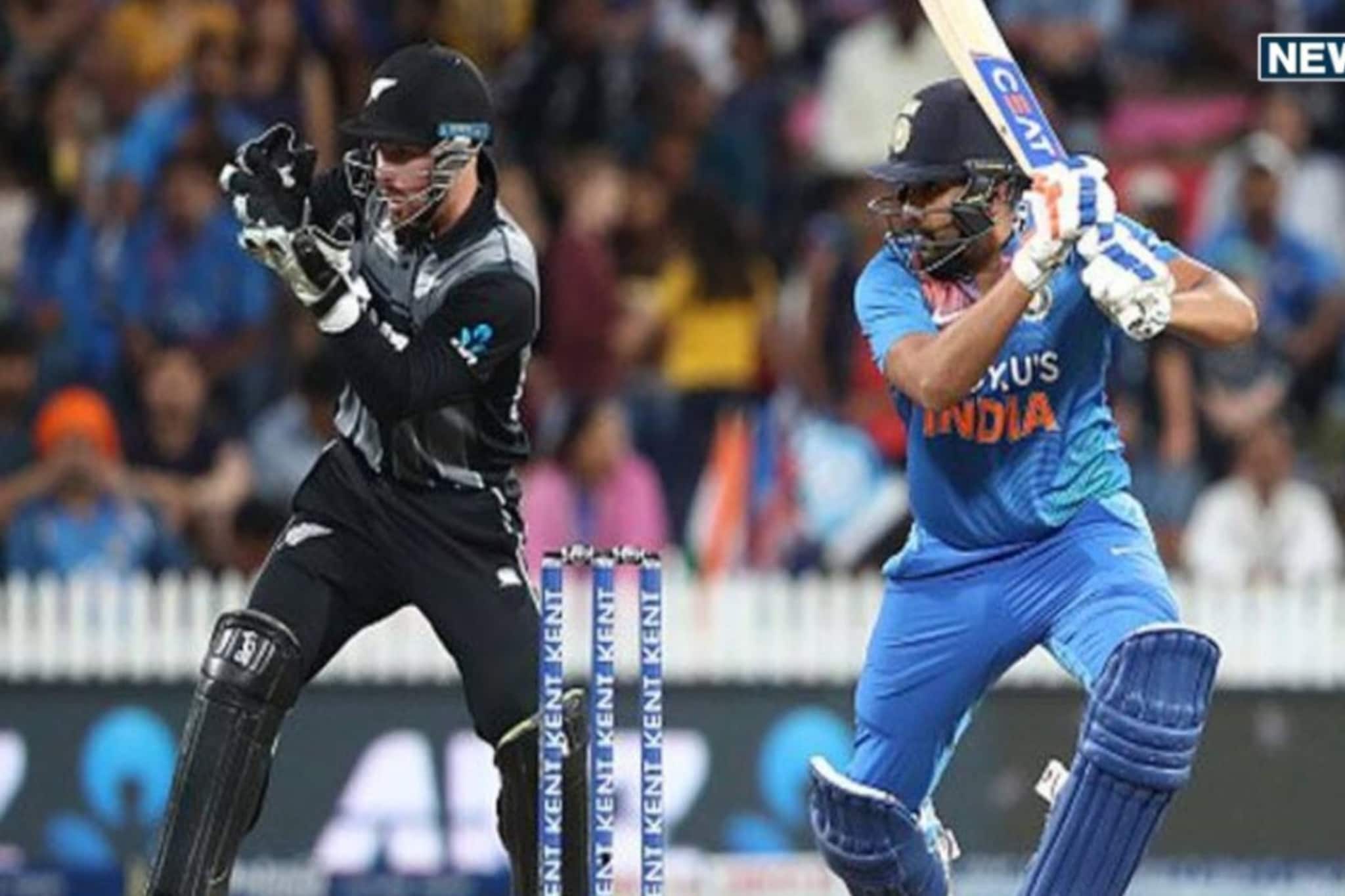 IND vs NZ ODI : न्यूझीलंडविरुद्धच्या वनडे सीरिजसाठी टीम इंडियाची घोषणा! IND vs NZ ODI : न्यूझीलंडविरुद्धच्या वनडे सीरिजसाठी टीम इंडियाची घोषणा!