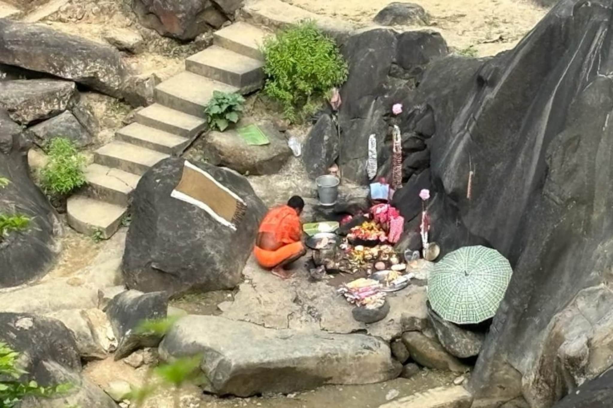 भारतातील या मंदिरात 9999999 मूर्ती; 1 कोटी पूर्ण का नाही, एक कमी का, रहस्य काय?