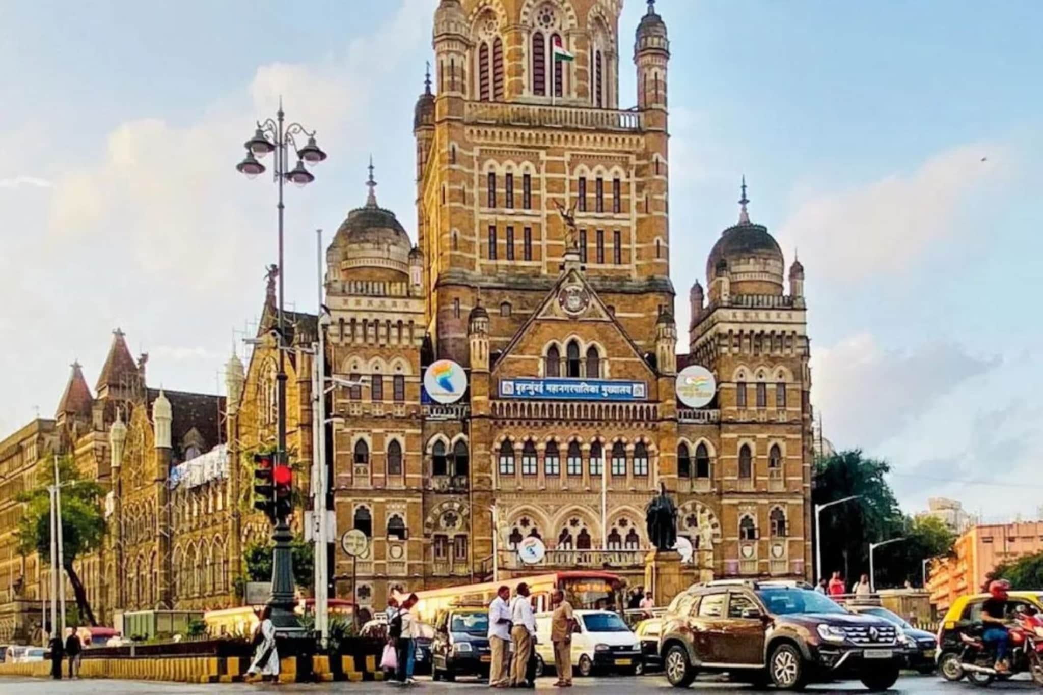 मुंबई  निकालानंतर 24 तासातटं घडामोडींना वेग, महापौरपदाच्या निवडीचा मुहूर्त ठ