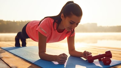 Unlock Strength & Flexibility: Start Your Day with Planks for a Fitter You!