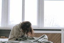 Laziness : हिवाळा आहे म्हणून आळसावू नका, कमी हालचालींमुळे प्रकृतीवर होतील गंभीर परिणाम