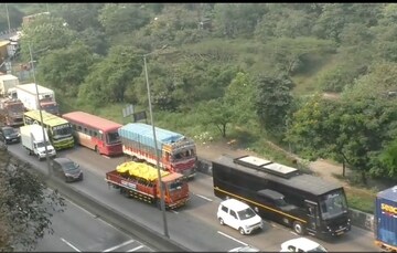 वीकेंडला ट्रॅफिकचा कहर! मुंबई पुणे एक्स्प्रेस वेवर वाहनांच्या 7 किमी लांब रांगा