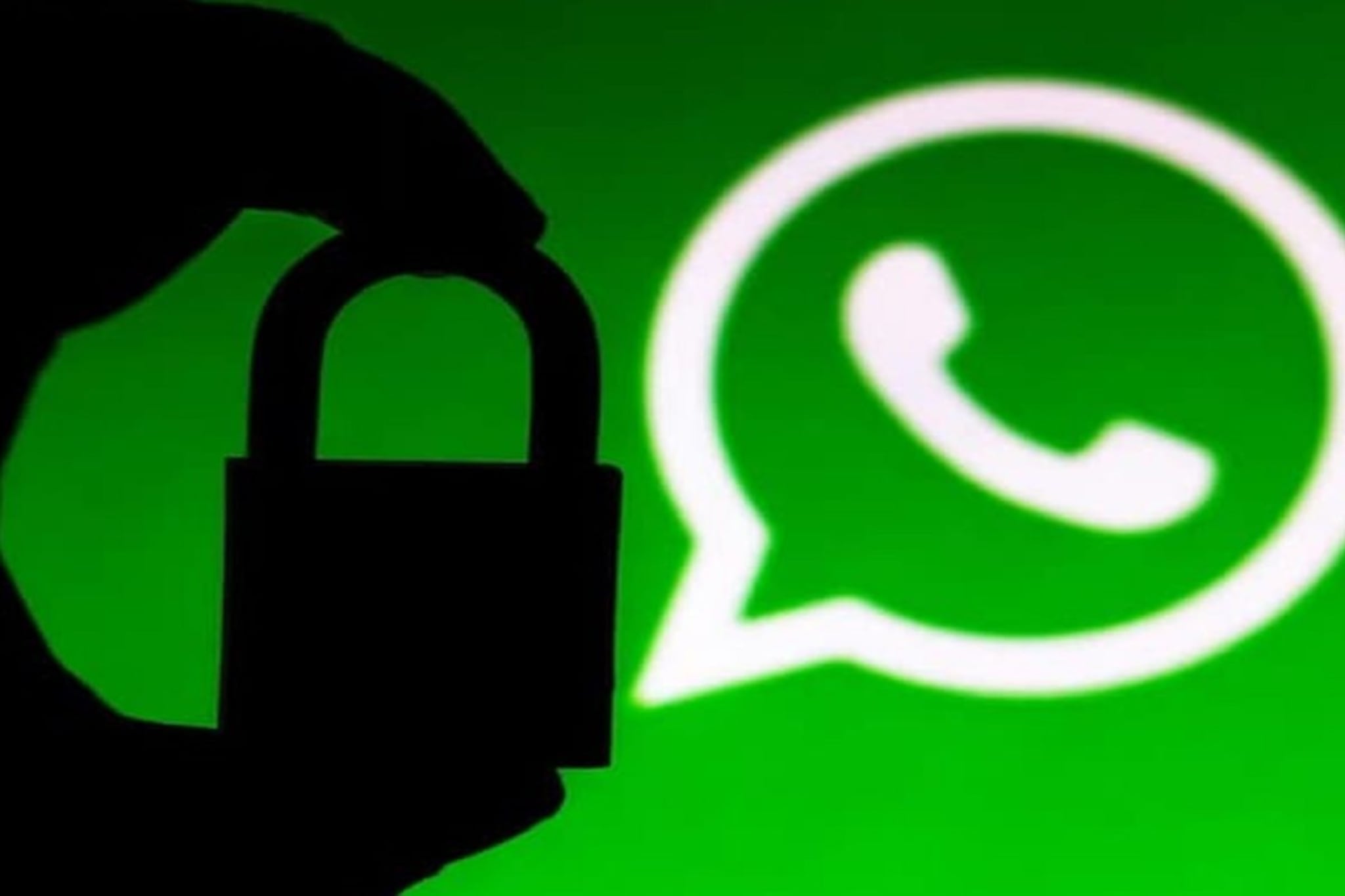 WhatsAppने वाढवली यूझर्सची सुरक्षा! नवं Strict Account Settingsफीचर कसं करतं काम