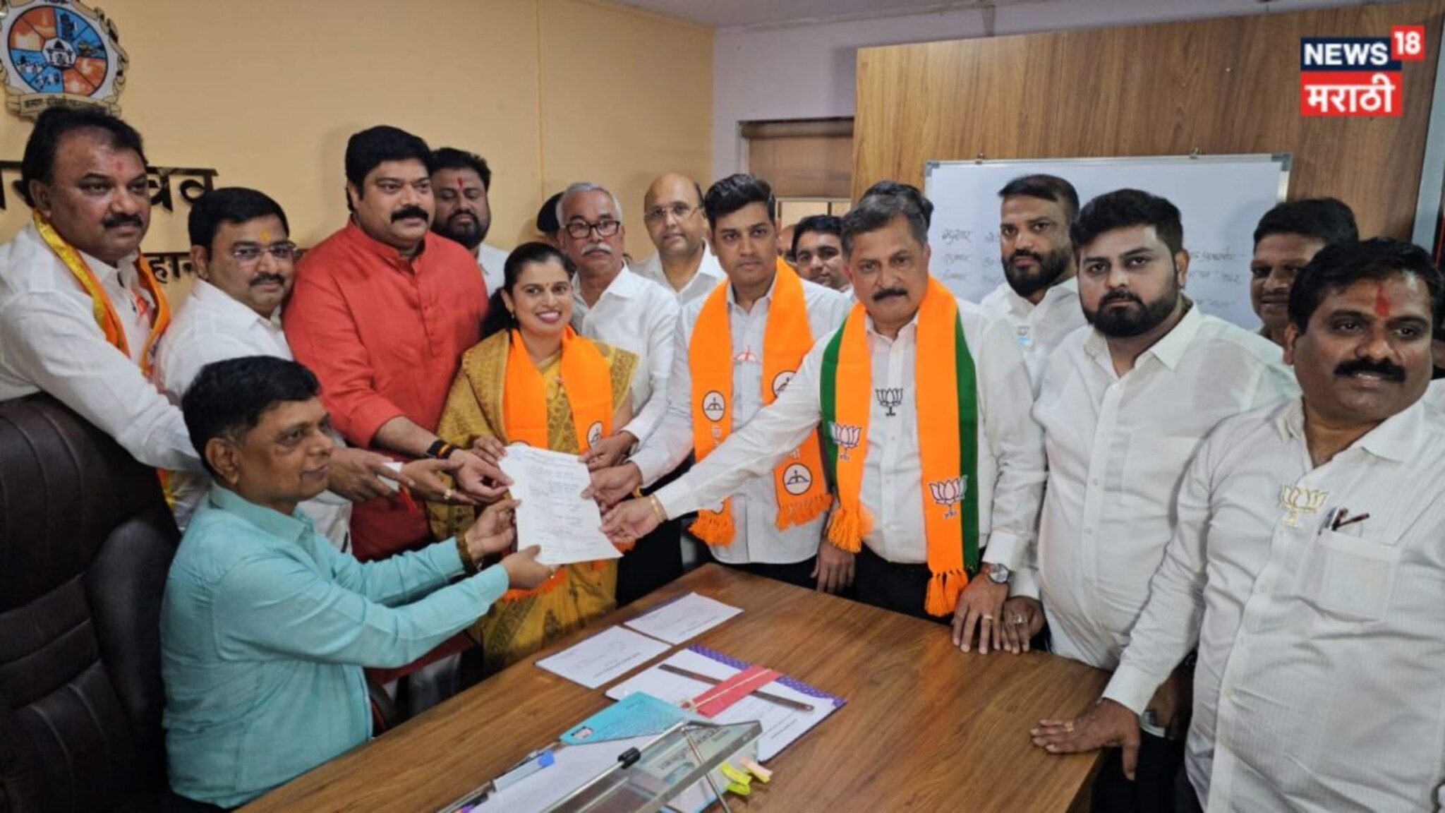 भाड्याच्या घरात राहून निवडणूक जिंकणाऱ्या हर्षाली चौधरी थवील कोण?