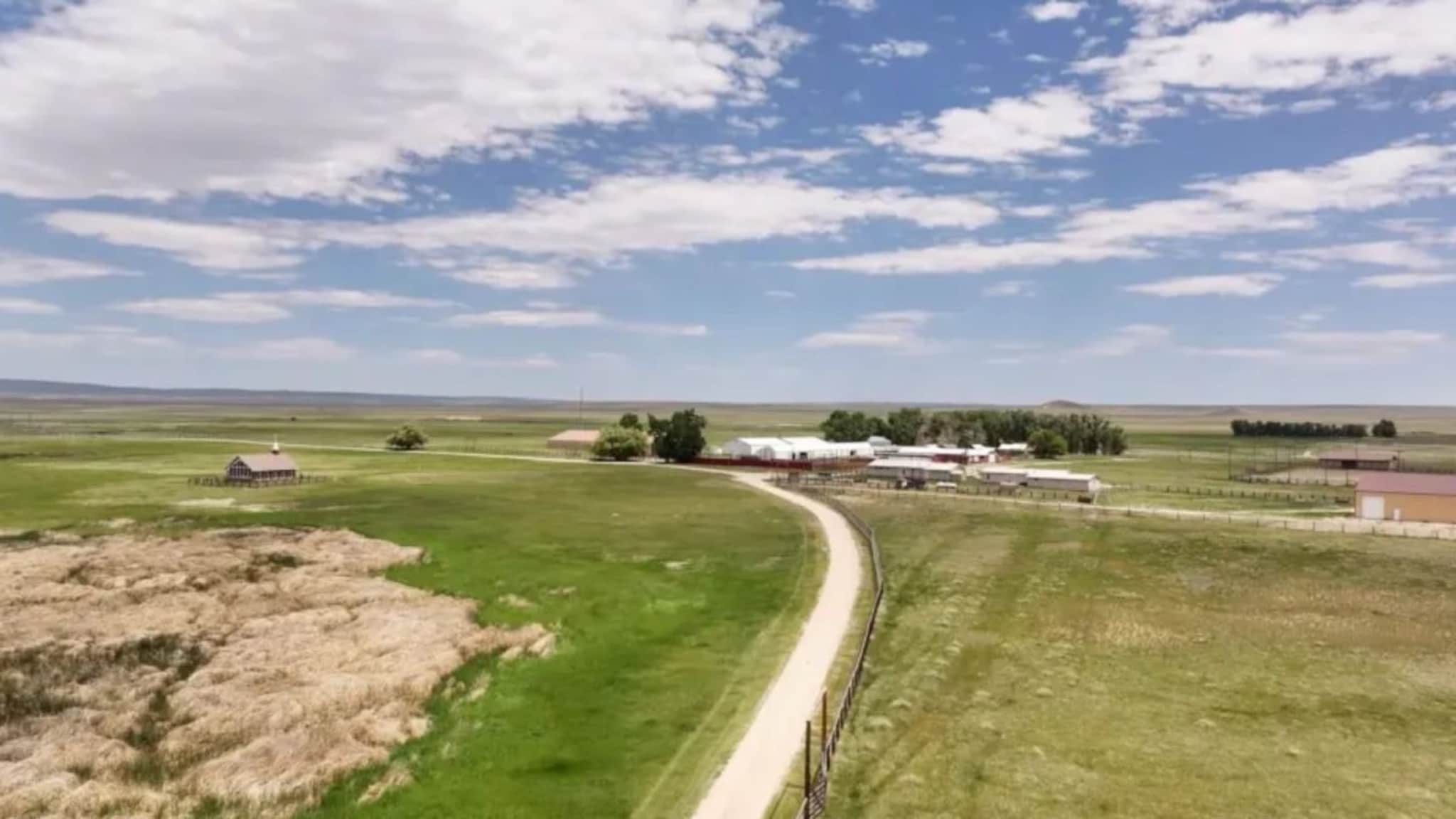 बाबो! एका व्यक्तीकडे मुंबईसारखी 4 शहरं राहतील इतकी जमीन; कोण आहे मालक, कुठे आहे, किंमत किती?