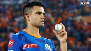 'अर्जुनची बॅटिंग सचिनसारखी, बॉलिंग सोड अन्...', कुणी दिला सल्ला? 'अर्जुनची बॅटिंग सचिनसारखी, बॉलिंग सोड अन्...', कुणी दिला सल्ला?