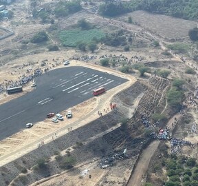 विमानतळाचा रनवे अन् अजितदादांचं प्लेन नेमकं कुठे आणि कसं क्रॅश झालं? ड्रोन PHOTO