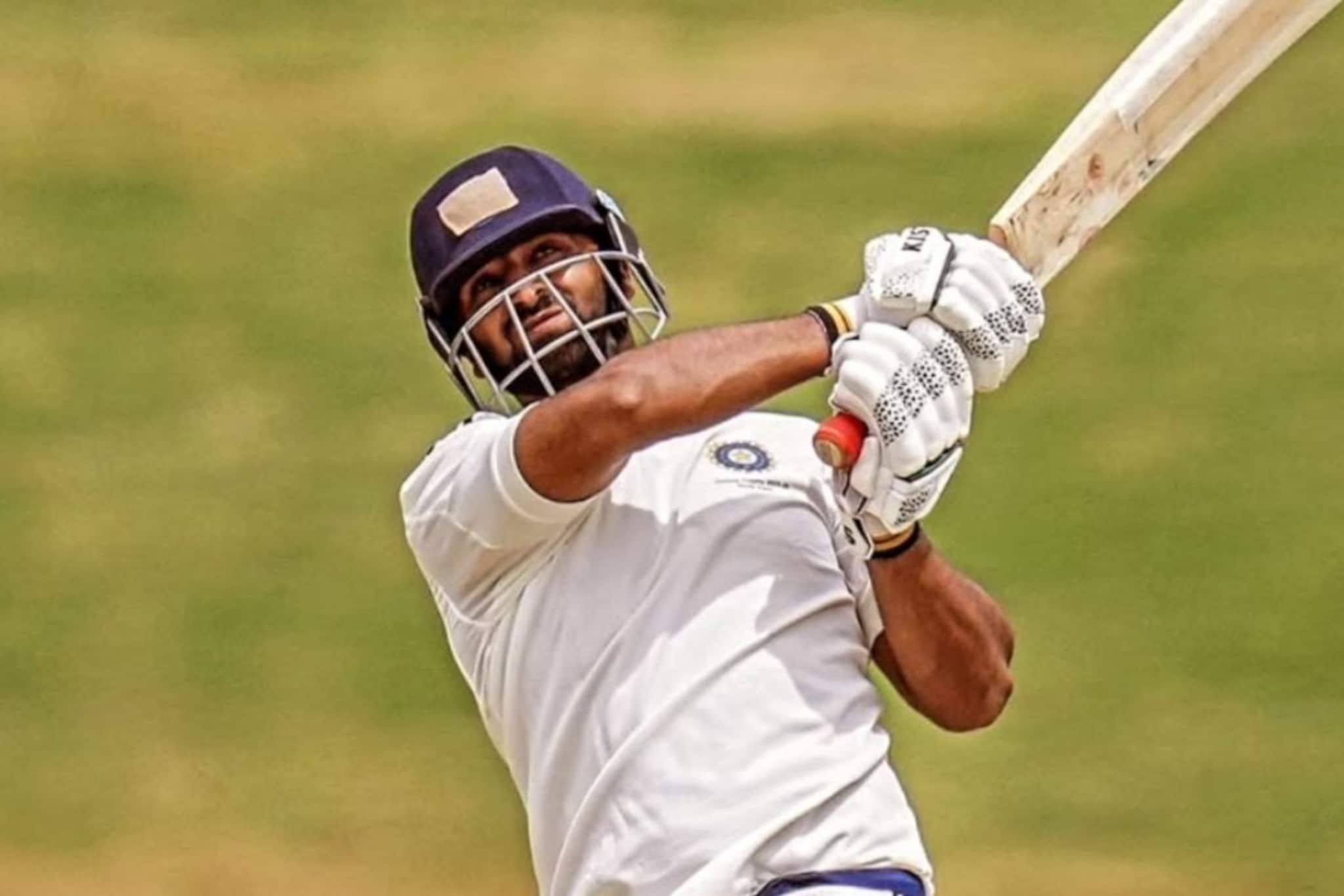 गोलंदाजी बघून संघात घेतले, पण पठ्ठ्याचा फलंदाजीत राडा, टीम संकटात असताना वादळी श