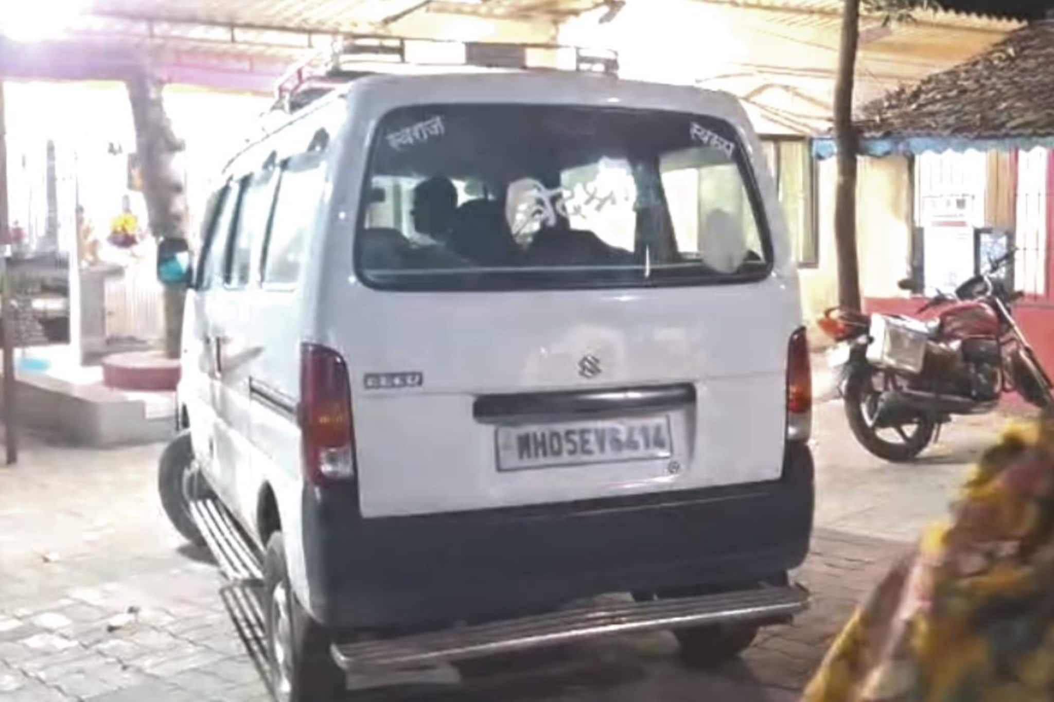 Badlapur: पुन्हा एकदा बदलापूर, शाळेच्या बसमध्ये चालकाकडून 4 वर्षांच्या चिमुरडीवर