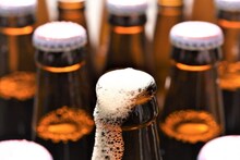 Beer ने काही होत नाही असं म्हणत जास्त प्याल तर जिवानिशी जाल, बिअरचे साइड इफेक्ट्स आधी माहित करुन घ्या