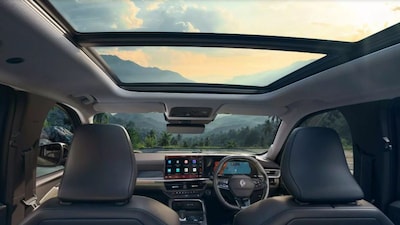 Renault Duster 2026 Returns to India: Pre-Bookings Open, Deliveries Start April