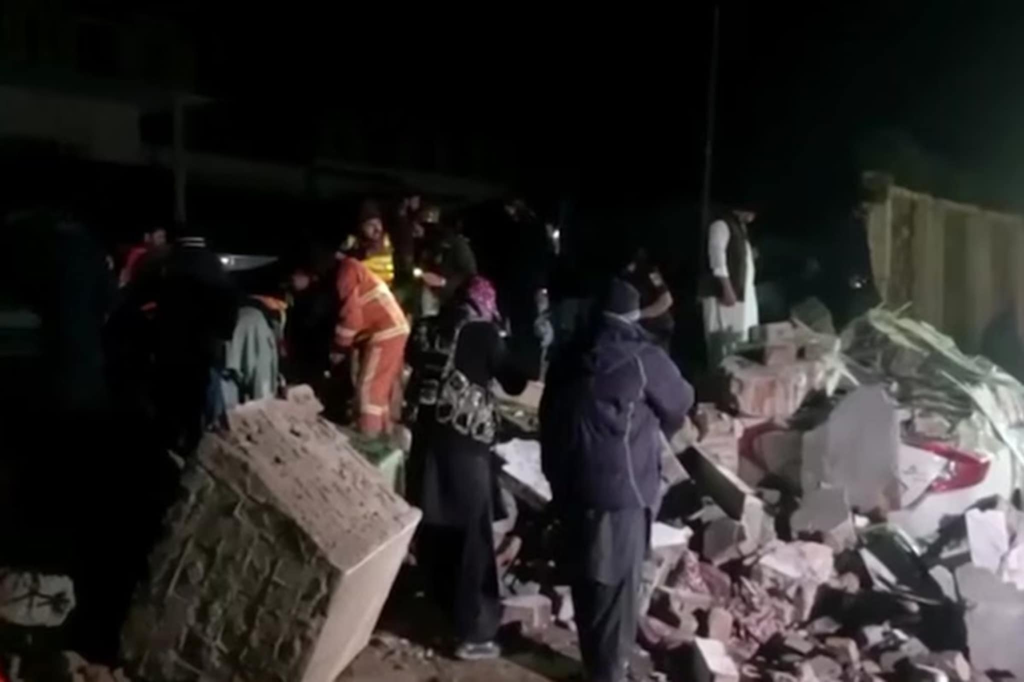 लग्नाचं मंडप झालं कब्रिस्तान, संगीत सोहळ्यात आत्मघाती हल्ला, 7 जणांचा मृत्यू