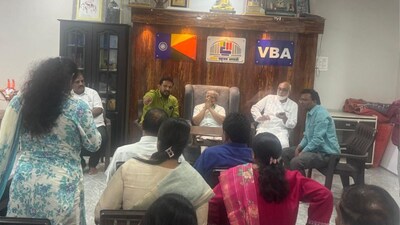 Chandrapur Congress in Crisis: 10 Corporators Head to Mumbai Amidst BJP Alliance Buzz