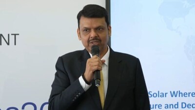 Maharashtra to Generate 16 GW Solar Power by Year-End: CM Fadnavis at Davos