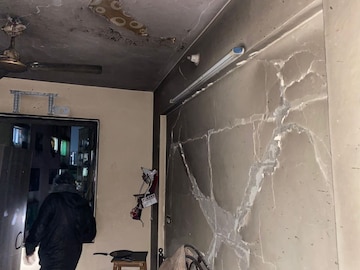 सगळे झोपायच्या तयारी अन् अचानक वास यायला लागला, काही कळायच्या आत स्फोट PHOTOS