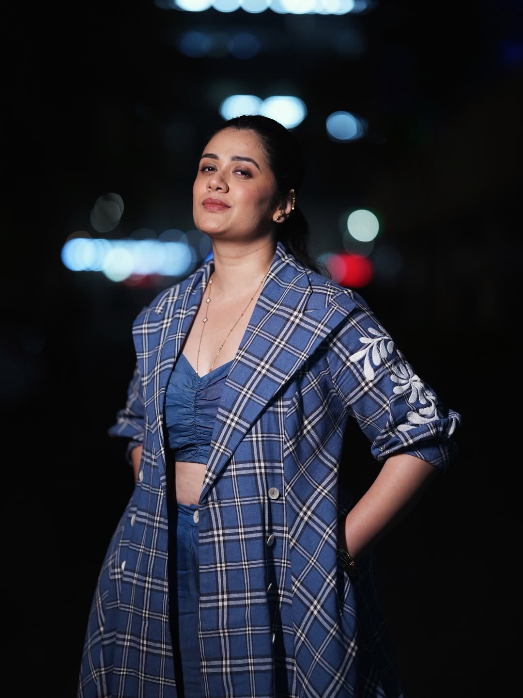 दुसऱ्या वडिलांबद्दल गिरिजा म्हणाली, 