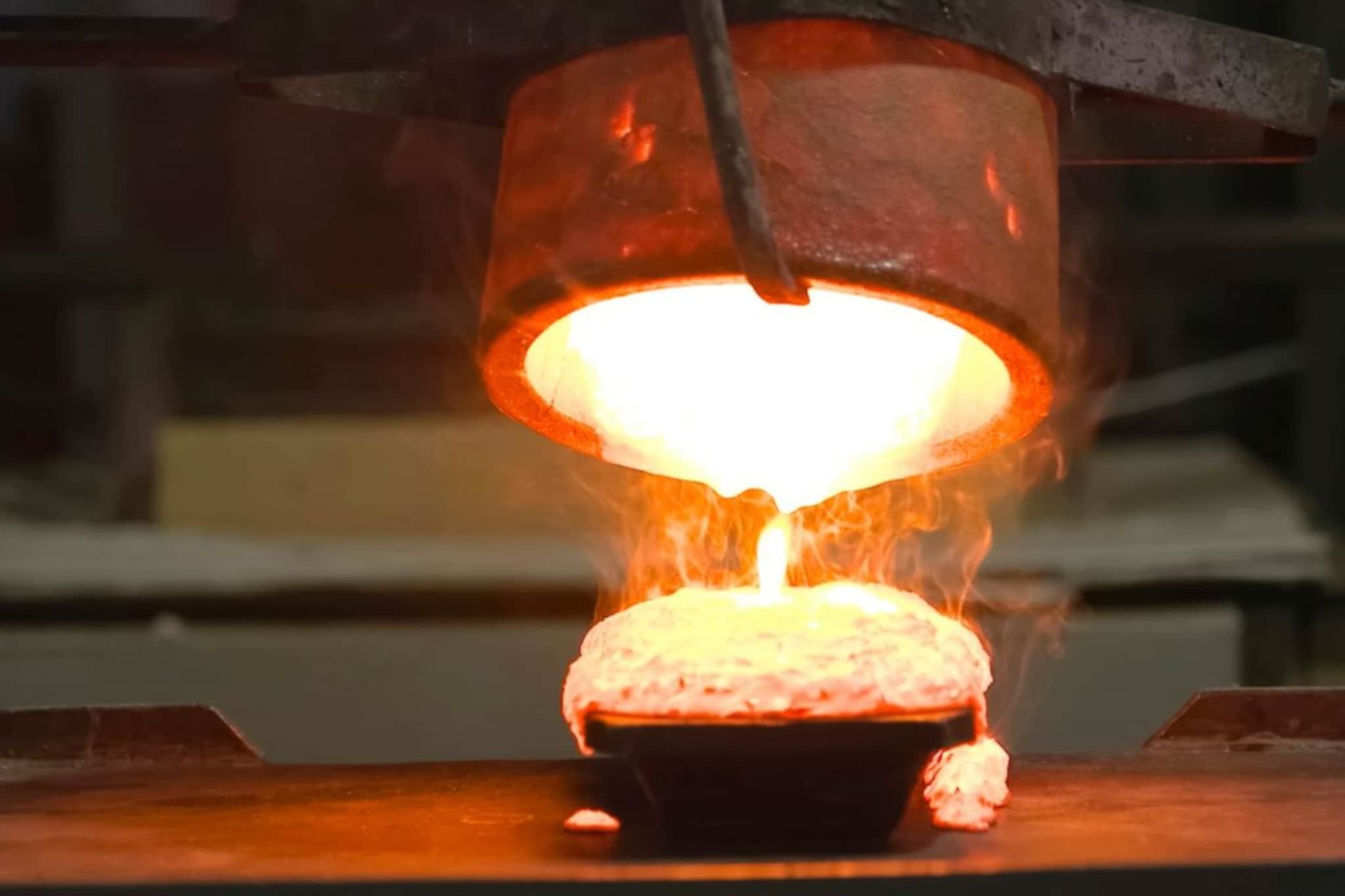 सोनं वितळवलं की त्याचे कमी पैसे का मिळतात? सोनार आपल्यासोबत फ्रॉड करतात का?