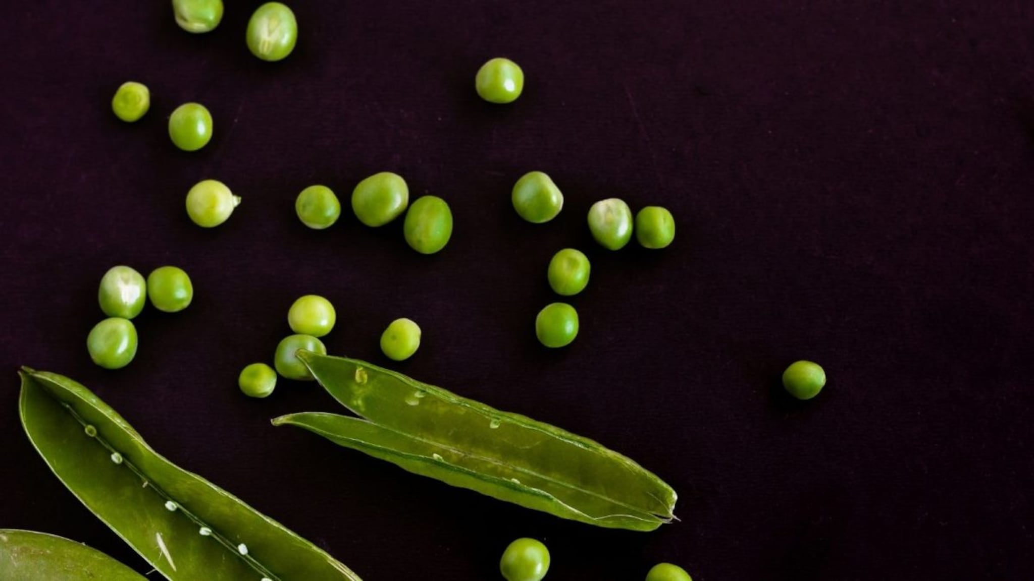 Green Peas : वर्षभर मटार कसे साठवायचे? आजीच्या शिदोरीतील 'ही' पद्धत गृहिणींच्या कामाची