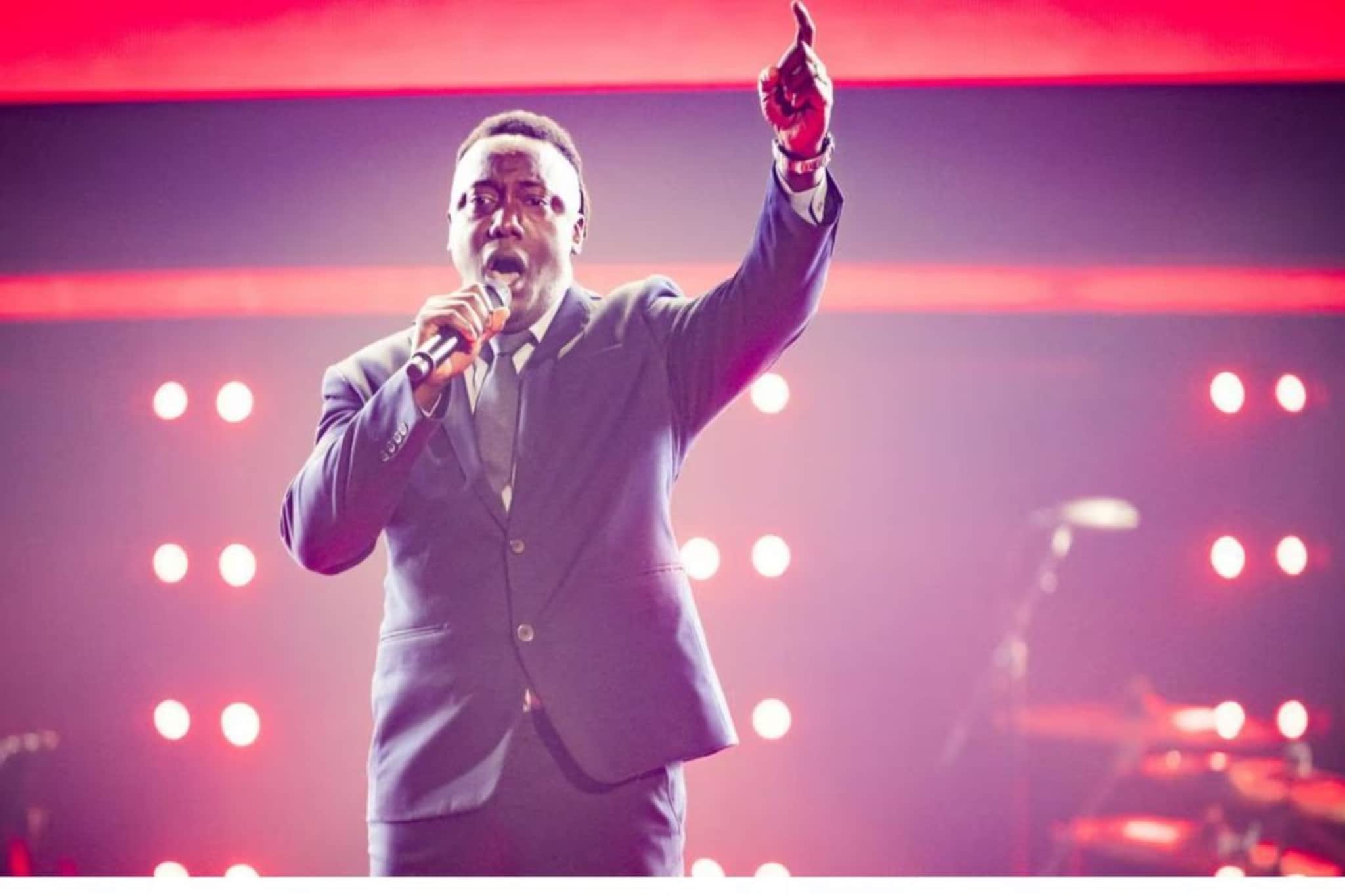 सचिनची झोप उडवणारा बॉलर, आज लग्नात, जहाजावर गाणी म्हणून भरतोय पोट! सचिनची झोप उडवणारा बॉलर, आज लग्नात, जहाजावर गाणी म्हणून भरतोय पोट!