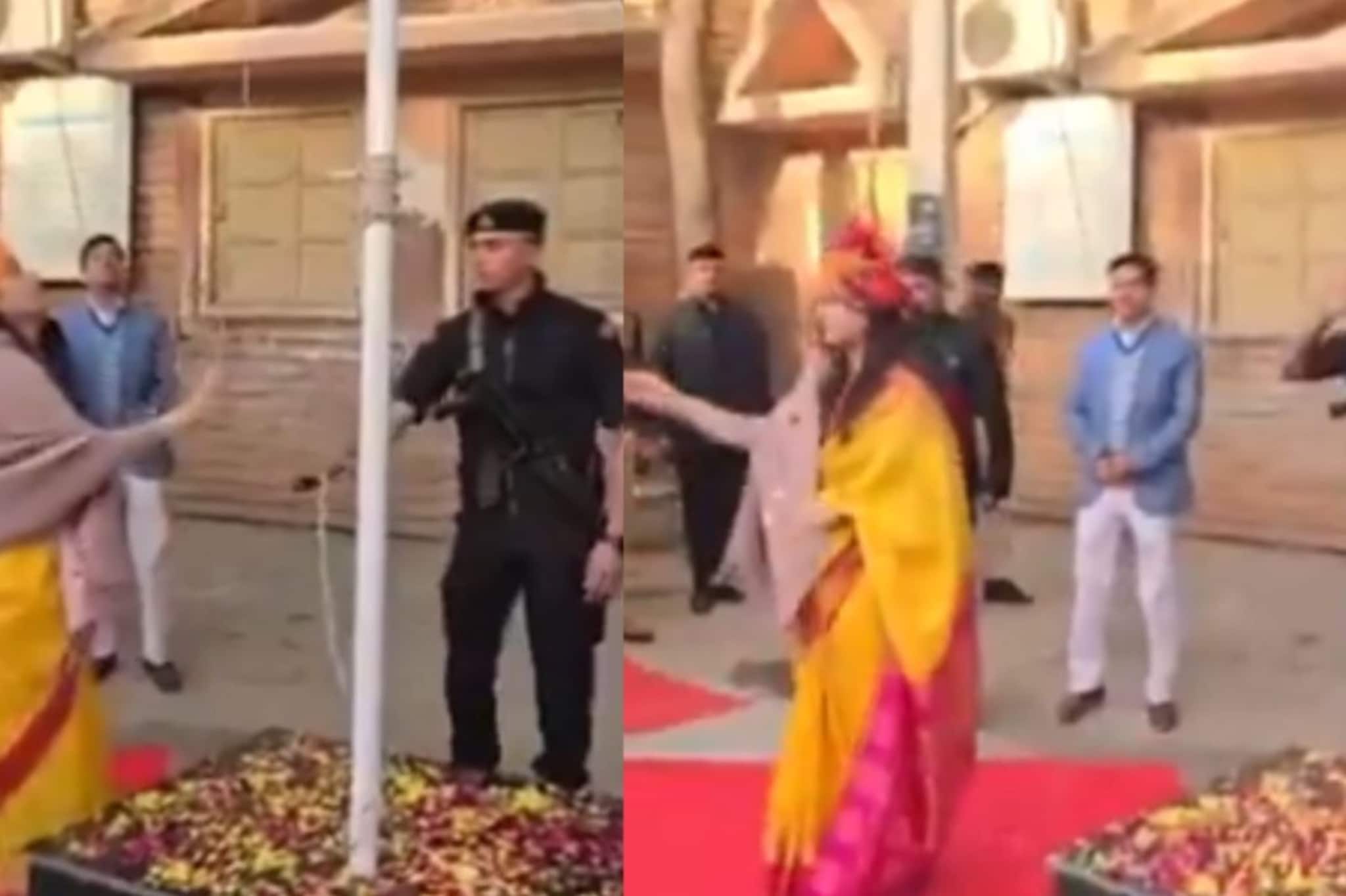 Video : प्रजासत्ताक दिनी 'तो' एक सेकंदाचा गोंधळ; IAS टीना डाबीकडून मोठी चूक? Video : प्रजासत्ताक दिनी 'तो' एक सेकंदाचा गोंधळ; IAS टीना डाबीकडून मोठी चूक?