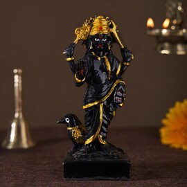 शनिदेवाची मूर्ती घरात का ठेवू नये? तो भयानक शाप कुटुंबाला करू शकतो उद्ध्वस्त