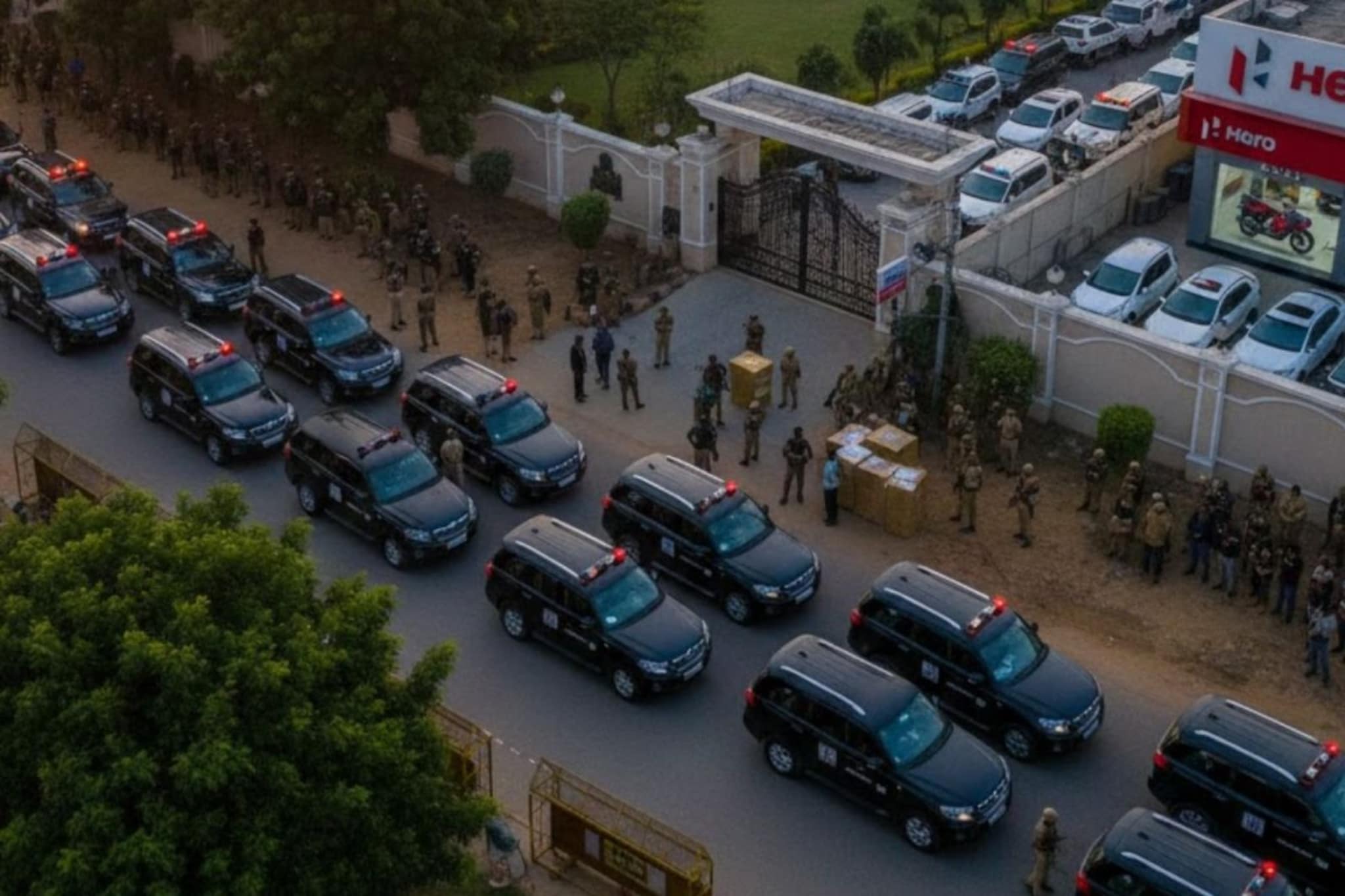 36 गाडी, 150 जवान आणि 30 तासांची ती रेड.... ही तर इतिहासातील सर्वात मोठी रेड