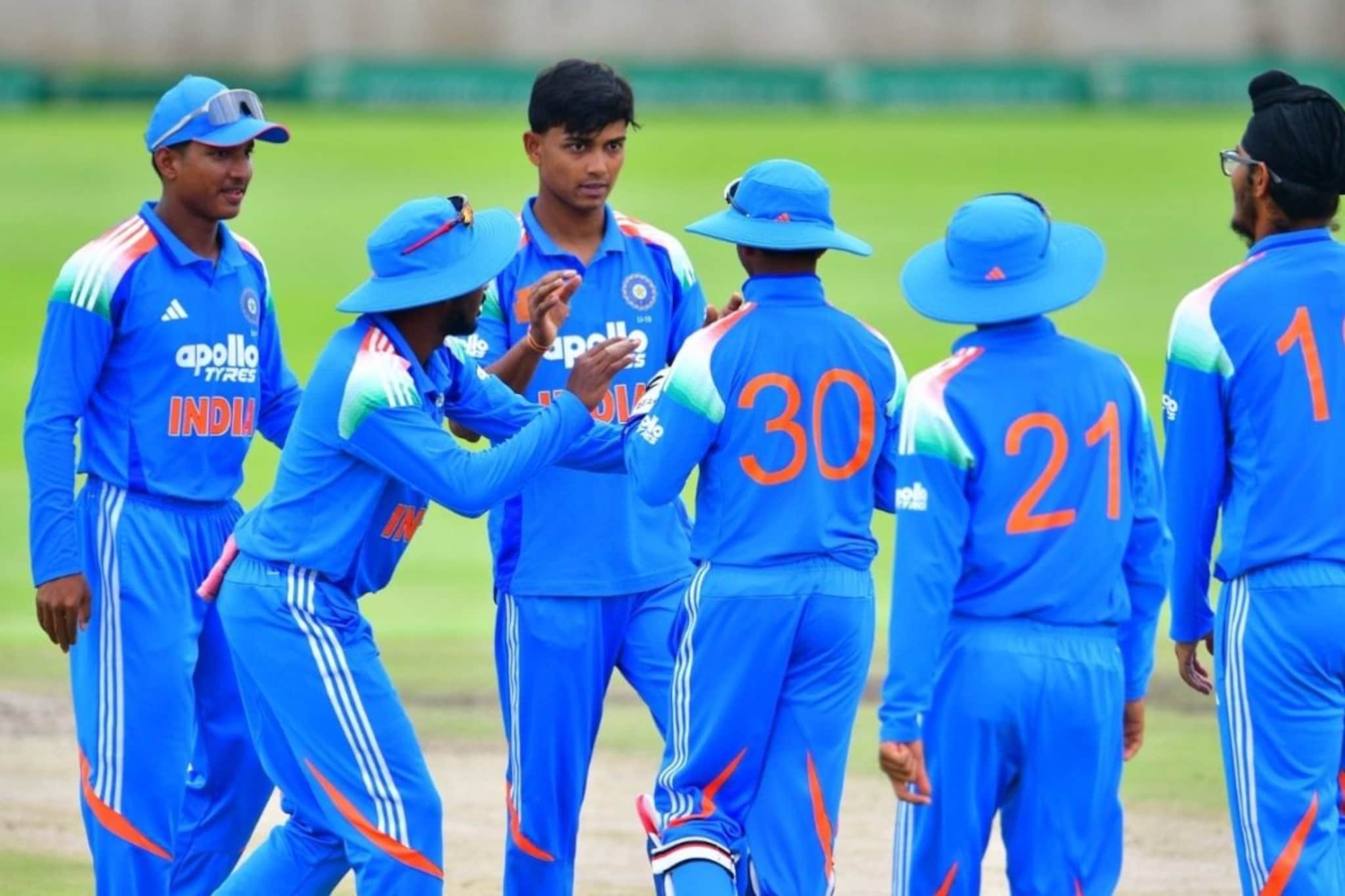 आयुष म्हात्रेच्या संघाने 104 बॉलमध्ये मॅच जिंकली,वर्ल्ड कप मोहिमेची दणक्यात सूरु आयुष म्हात्रेच्या संघाने 104 बॉलमध्ये मॅच जिंकली,वर्ल्ड कप मोहिमेची दणक्यात सूरु