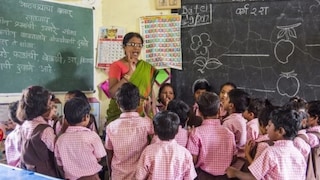 ZP Teachers News: ऐन निवडणुकीत जिल्हा परिषद शिक्षकांसाठी गुड न्यूज, 3 वर्षानंतर होणार मोठी घोषणा ZP Teachers News: ऐन निवडणुकीत जिल्हा परिषद शिक्षकांसाठी गुड न्यूज, 3 वर्षानंतर होणार मोठी घोषणा