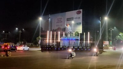 RTO Officer Brutally Assaulted in Kalyan for Stopping Wrong-Way Driver