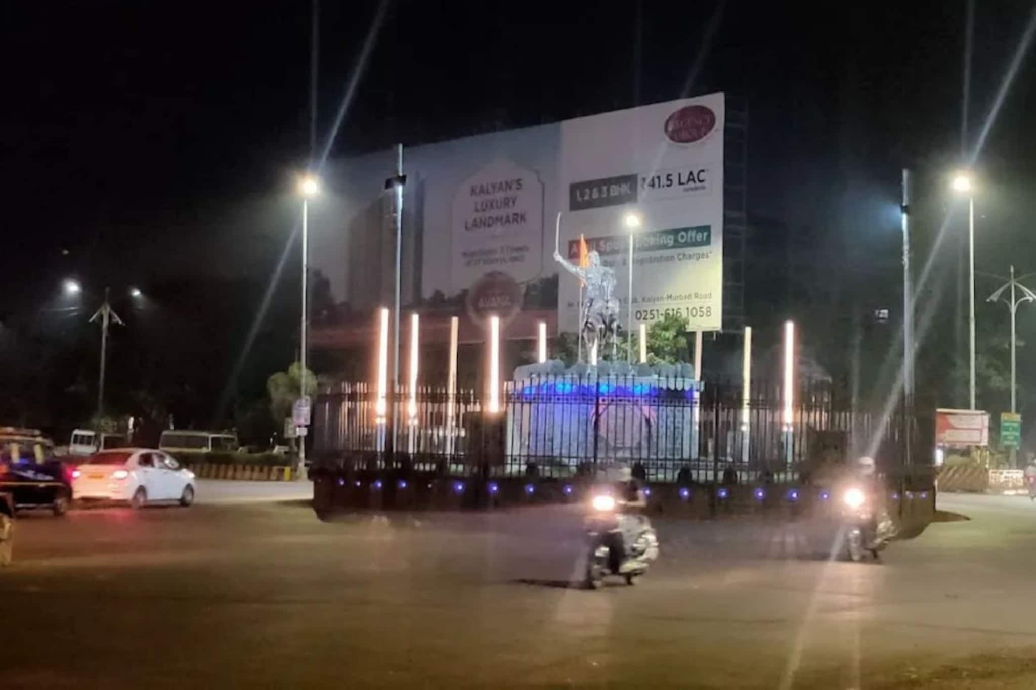 RTOपोलिसाने विरुद्ध दिशेने गाडी जाणारी अडवली; मग चौघांनी मिळून केला भयानक प्रकार