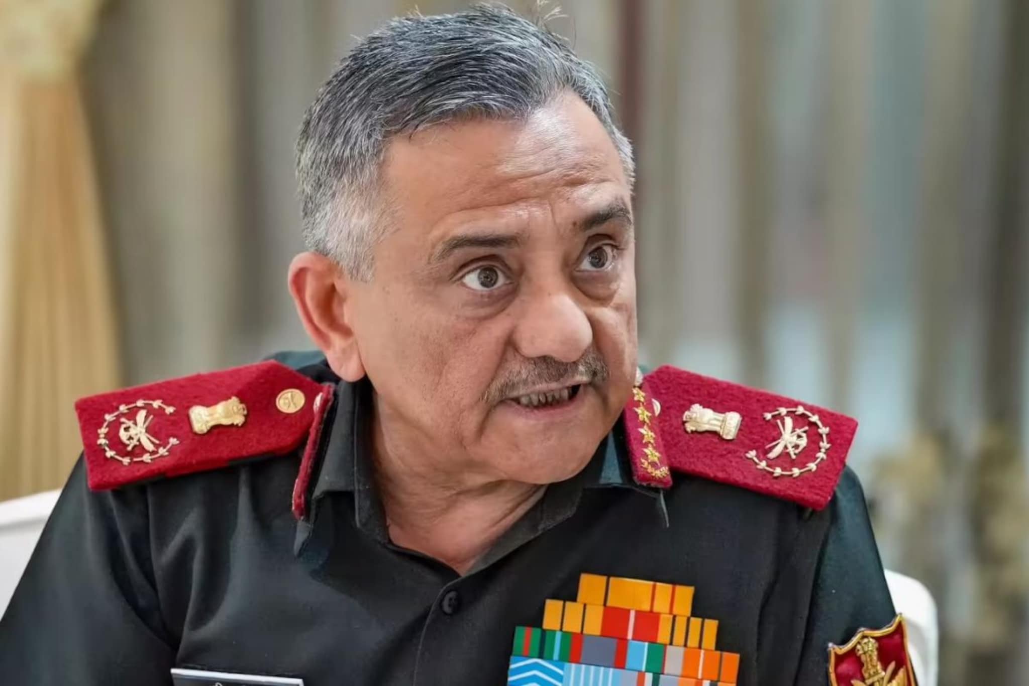 'ऑपरेशन सिंदूरमुळे पाकिस्तान गुडघ्यावर, संविधान बदललं', CDS चौहान यांचं विधान