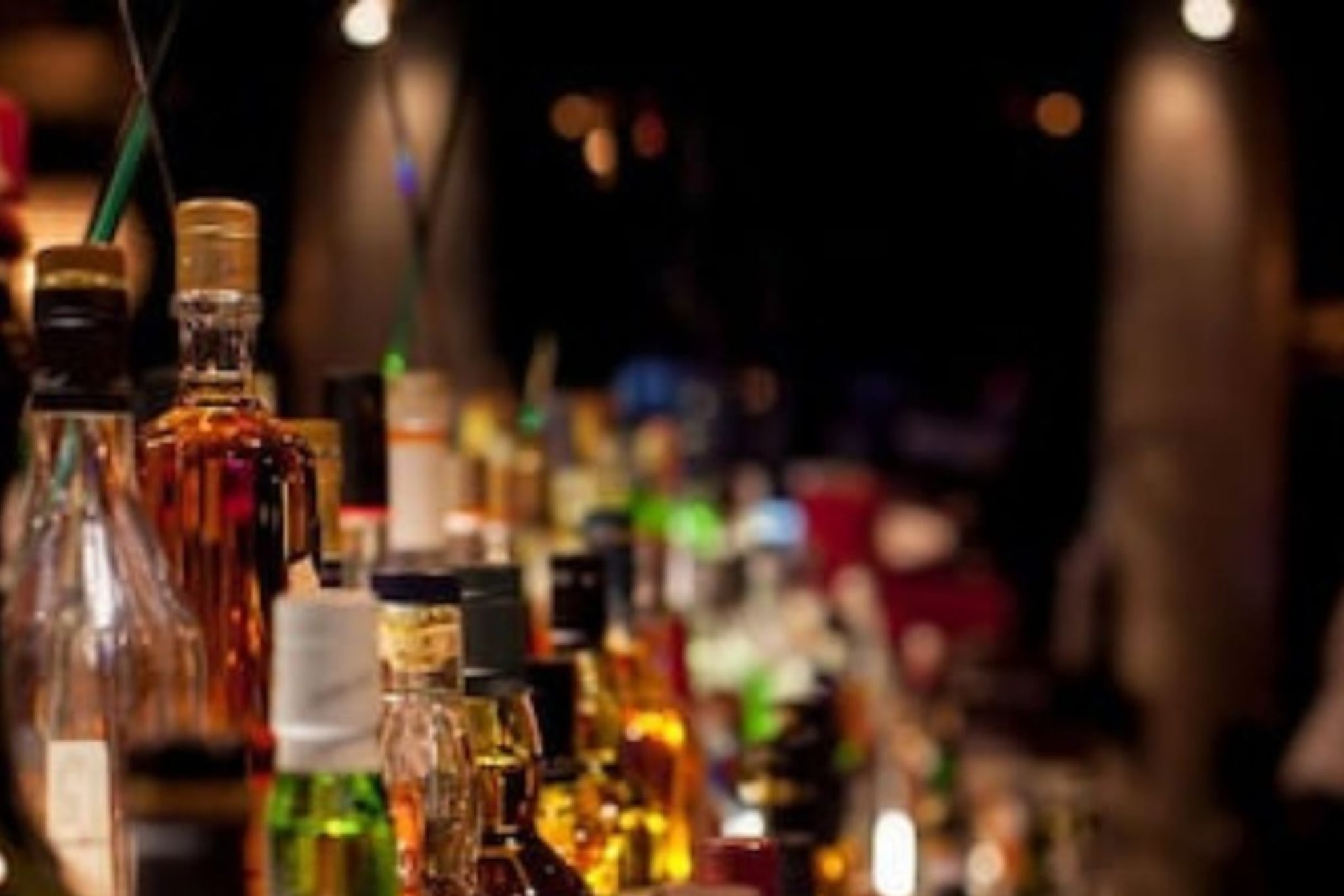 तळीरामांसाठी मोठी बातमी, महाराष्ट्रात लागोपाठ 4 दिवस दारूची दुकानं बंद