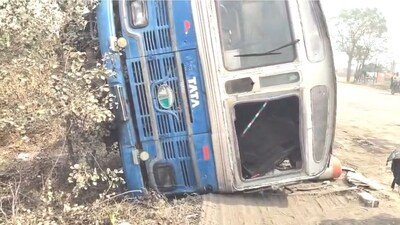 Makar Sankranti Tragedy: Mother, Two Children Crushed to Death in Manmad Truck Accident