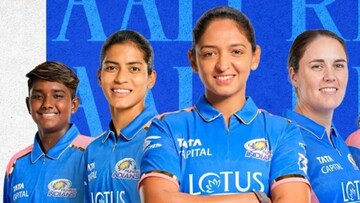 वर्ल्डकप विनर हरमनप्रीत, अमनज्योतचा हटके सन्मान, मुंबईकरांच्या हृदयात मिळालं मान