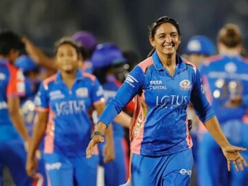 मुंबईची 'हिटवुमन' जबराट फॉर्ममध्ये;  पराभव फिक्स होता, एक हाती मॅच फिरवली, MIचा