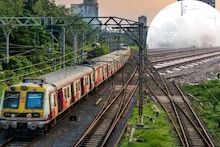 Mumbai Local: रुळावर सगळीकडे धूरच धूर, मध्य रेल्वेवर मोठी घटना, कळवा-ठाणे स्थानकातला पहिला VIDEO