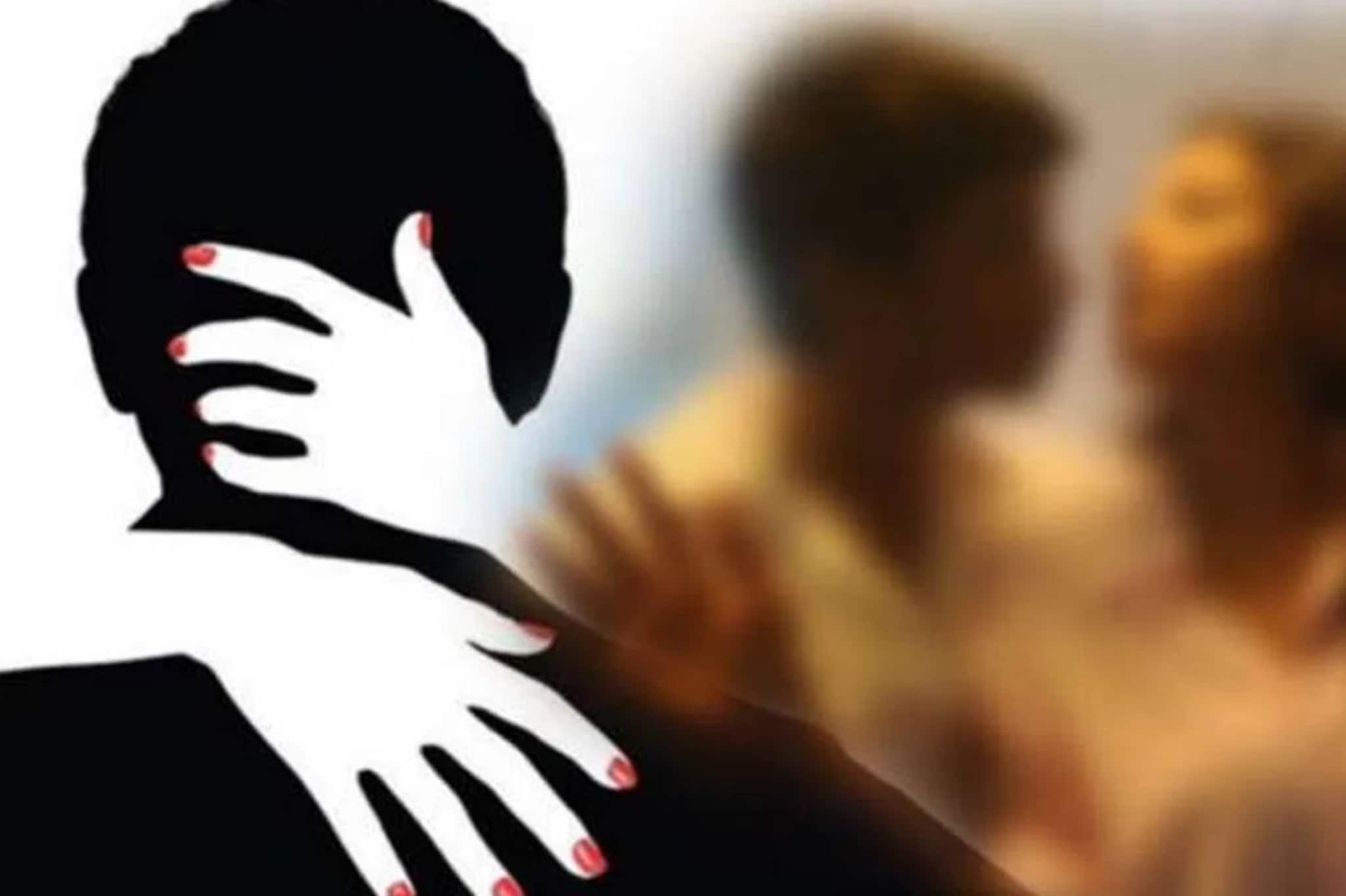 अनैतिक संबंध अन् मृतदेहाजवळ अंडरवेअर, 8 दिवसांनी उलगडलं गूढ, मायलेकाला अटक अनैतिक संबंध अन् मृतदेहाजवळ अंडरवेअर, 8 दिवसांनी उलगडलं गूढ, मायलेकाला अटक