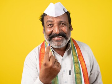 Corporator Salary : तुमच्या नगरसेवकाला पगार किती? पैशांसोबत आणखी काय काय मिळतं?