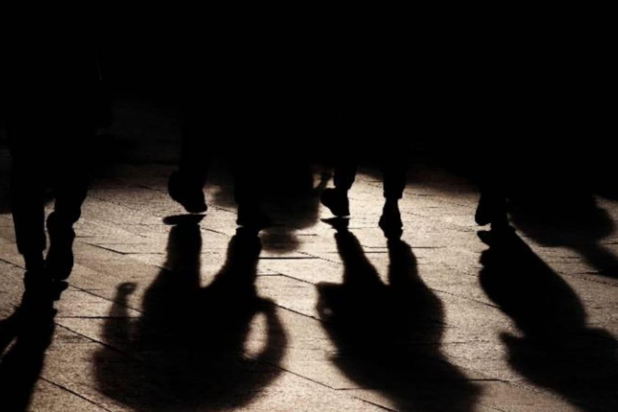 आधी प्रेम अन् मग अत्याचार, पाकिस्तानी 'ग्रुमिंग गँग'च्या जाळ्यात कशा अडकतात मुली