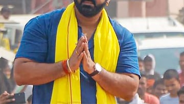 नटीच्या कंबरेत हात, दुसऱ्या बायकोचा राडा, भाजप नेता थेट तिसरं लग्न करून आला?