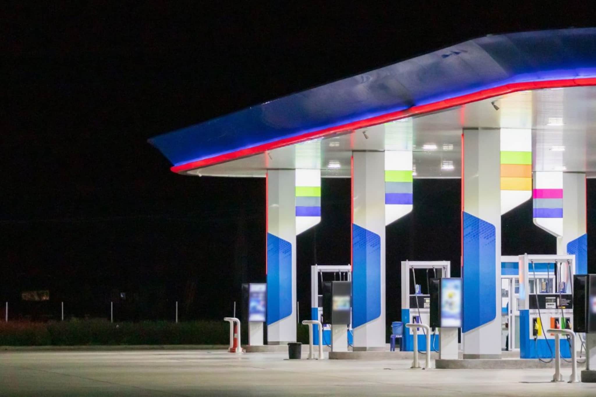 Petrol Pump कसा सुरू करायचा? लायसन्स, खर्च आणि अर्ज प्रक्रिया समजून घ्या