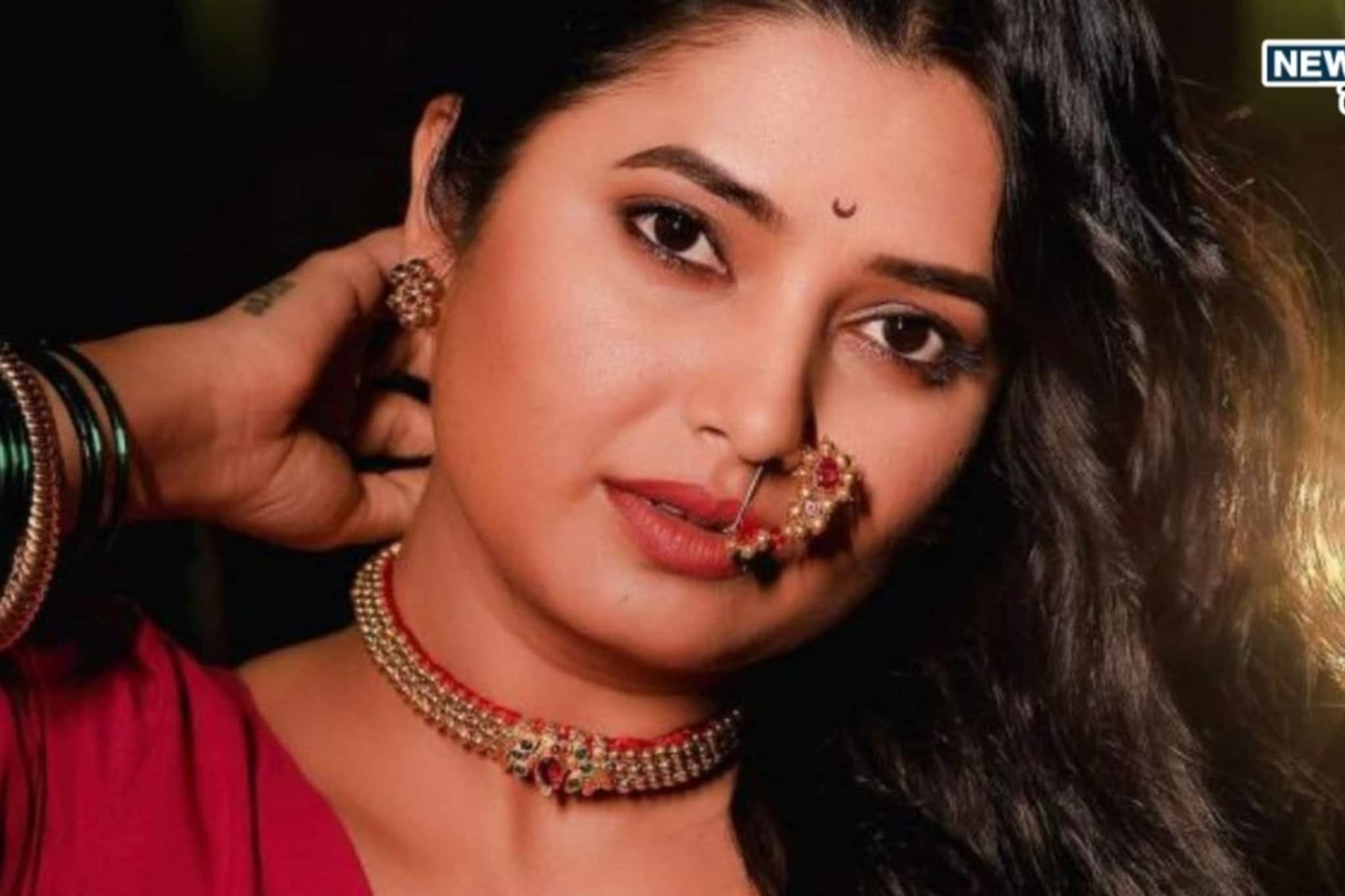 प्राजक्ता माळीने दिली मोठी अपडेट, 16 वर्ष मोठ्या सुपरस्टारसोबत रंगणार केमिस्ट्री प्राजक्ता माळीने दिली मोठी अपडेट, 16 वर्ष मोठ्या सुपरस्टारसोबत रंगणार केमिस्ट्री