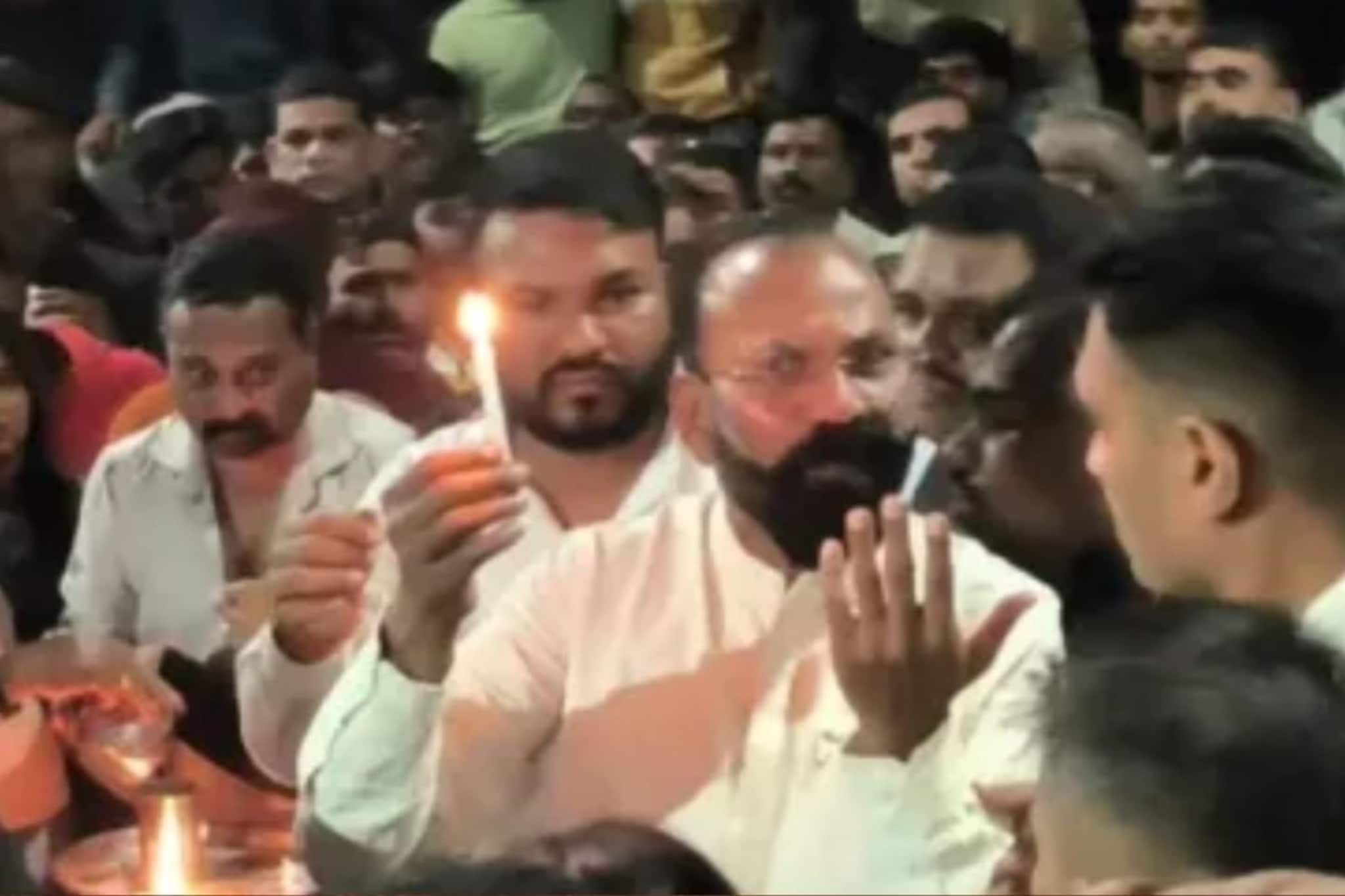 नाशिकचा 'बॉस' बालेकिल्ल्यात, RPI कडून निवडणुकीच्या रिंगणात, हात जोडून म्हणाला...