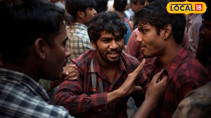 तरुणाच्या डोक्यात घातला दगड (AI Image) तरुणाच्या डोक्यात घातला दगड (AI Image)