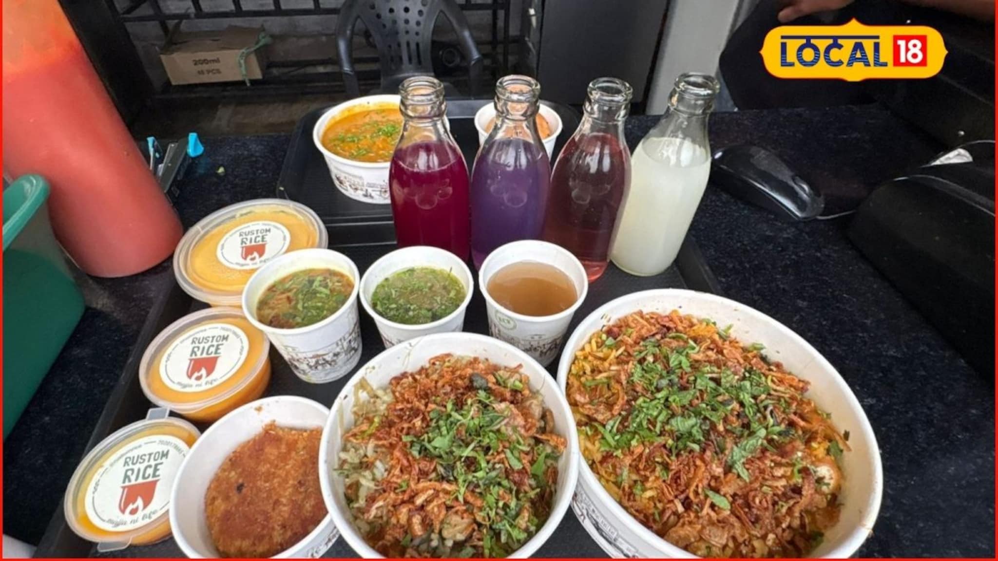 Pune Food : पावभाजी ते अंडा राईस, मिळतायत फक्त 30 रुपयांपासून, पुण्यात इथं असते खाण्यासाठी मोठी गर्दी